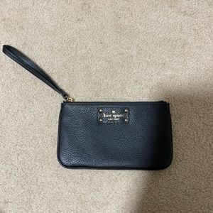 Kate spade wristlet in black
